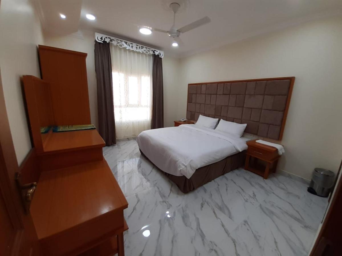 Al Jood Hotel Apartment Hilf Luaran gambar