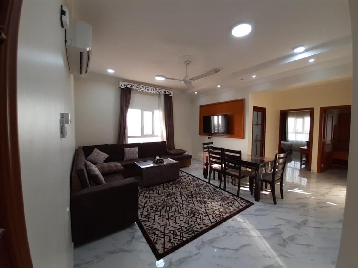Al Jood Hotel Apartment Hilf Luaran gambar