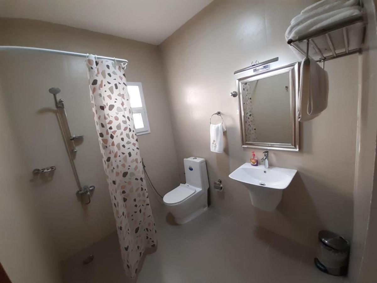 Al Jood Hotel Apartment Hilf Luaran gambar