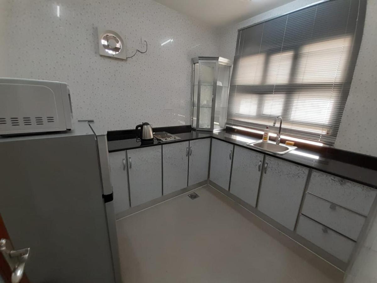 Al Jood Hotel Apartment Hilf Luaran gambar